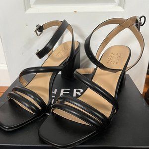 Black Leather Rizzo Naturalizer Block Heel Sandal Never Been Work Size 7